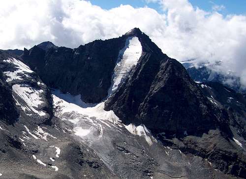 Vertainspitze as seen from Tschenglser Hochwand