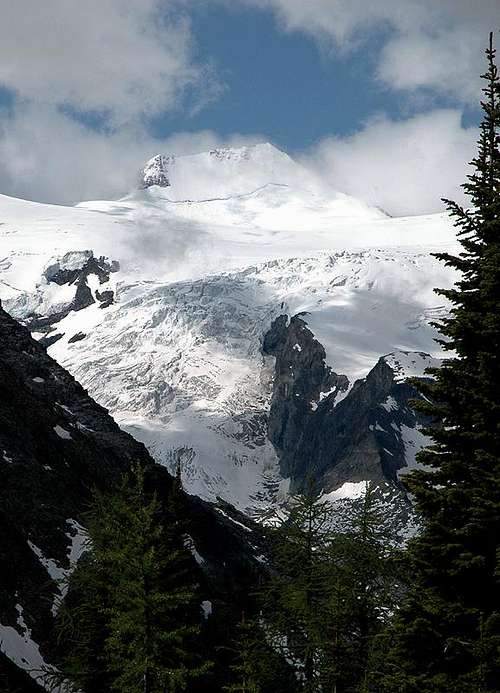 Truce Mountain & Horseshoe Glacier
