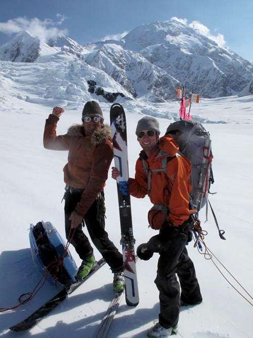 Skiing Denali 09