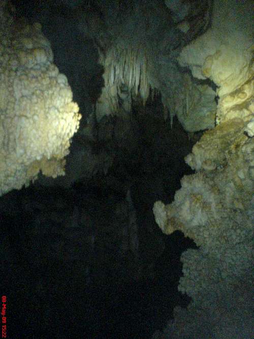 Amjak Cave 2009