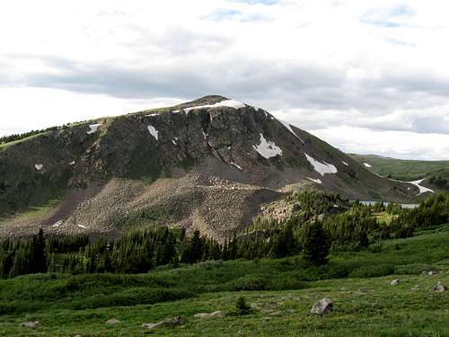Northeast Ridge from Pumphouse Lake
