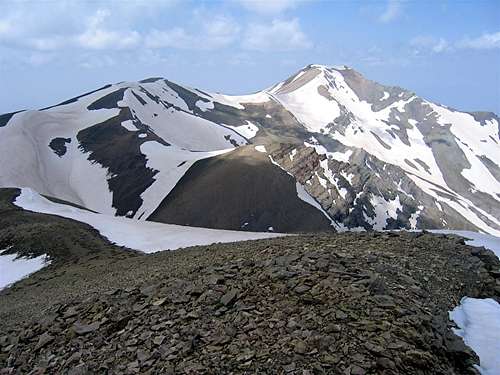 Taleghan Peak (Sefid Kootool) & Siah Darreh