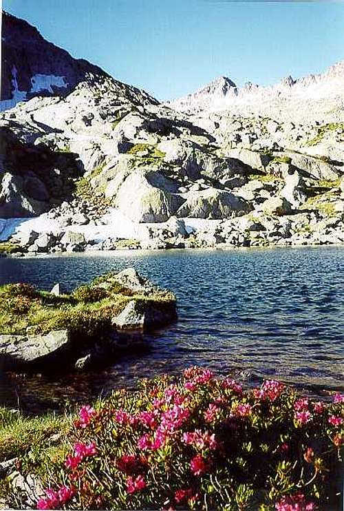 Lake of Estelat, climbing the Turon de Néouvielle