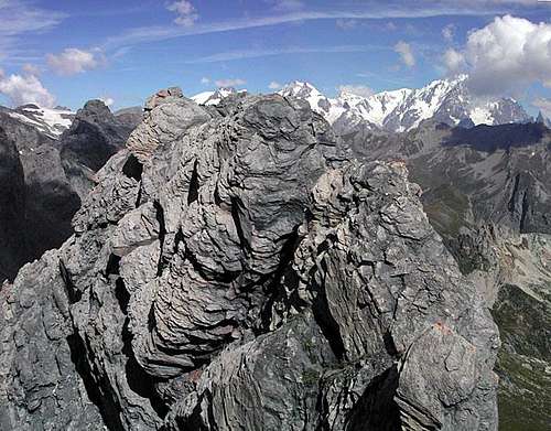 Rocks on the top of Lancebranlette <i>(2927 m)</i>