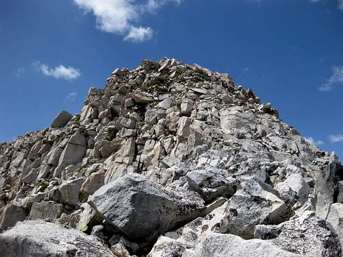 True summit of Wahoo Peak