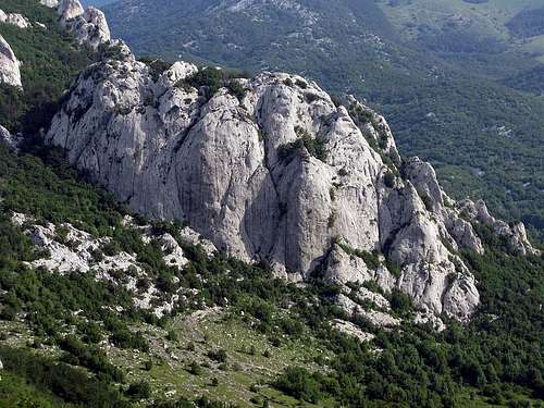 Rujičin Kuk (946 mtrs) cliffs