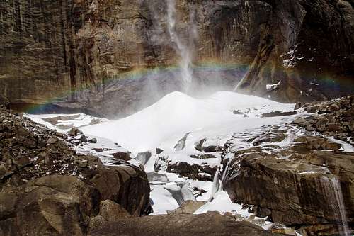 YosemiteFalls_Rainbow taken away from a trail