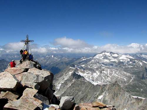 The summit cross of Hochalmspitze 3360m