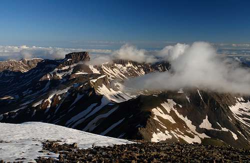 Wetterhorn Summit: View Northwest