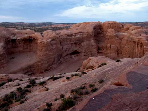 Cliffs west of Delicate Arch