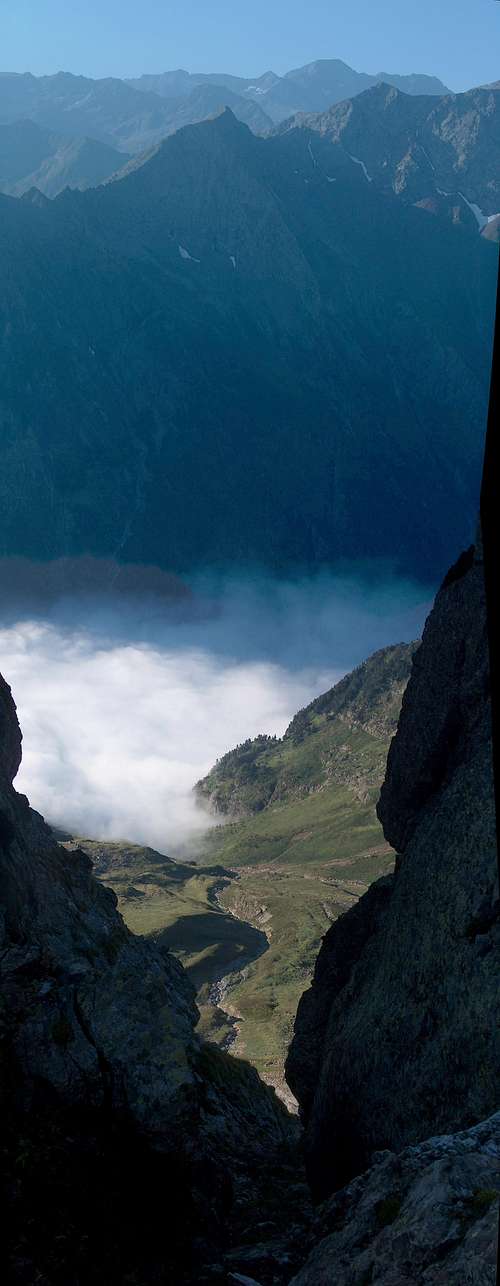 The cloudy Vallon de La Pez while ascending Pic d'Estos