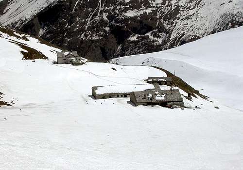 Alpine REFUGES in the Aosta Valley  (Cogne Valley) 