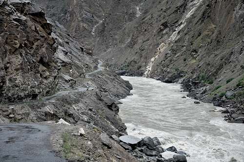 Mighty Indus and Gilgit Skardu Road 