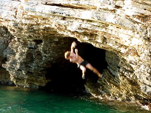 Deep water soloing Kamenjak Croatia