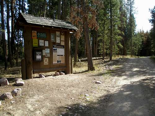 East Fork Blacks Fork Trailhead