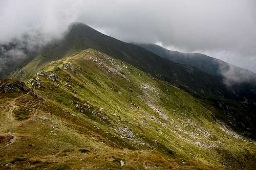 Descending from Galatau