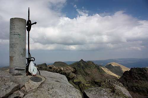 Almanzor - On the summit