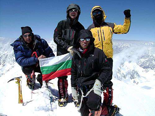 Bulgarian on the summit of Gasherbrum I 2009
