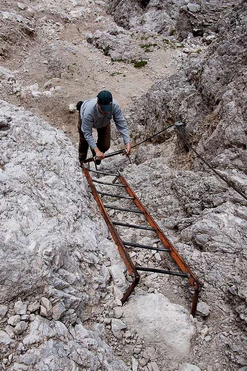 The ladders to Forcella di Diavolo