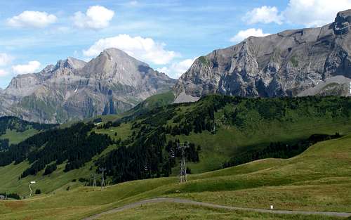The Lohner (3049 metres) above Adelboden, seen from the Hahnenmoos