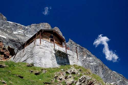 Alpine BIVOUACS in the Aosta Valley  (Valtournenche Valley) 