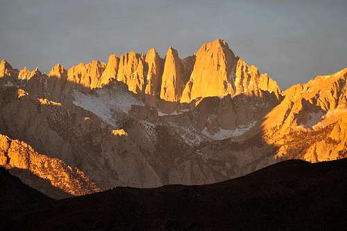 Alpenglow on Mt Whitney