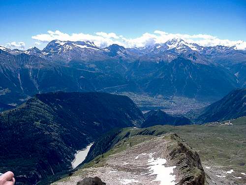 View down form Sparrhorn