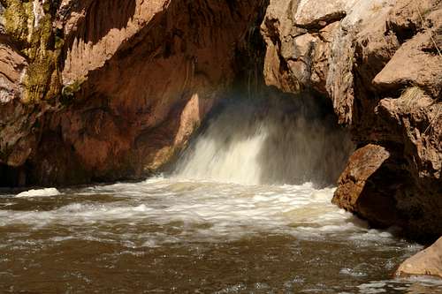 Jemez River, Soda Dam Falls