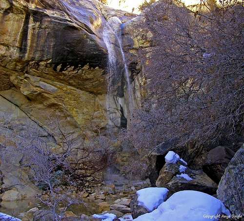 Lost Creek waterfall