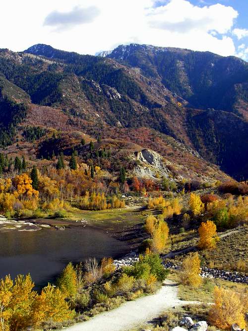 Some fall colors, Bells Canyon Resivor ......