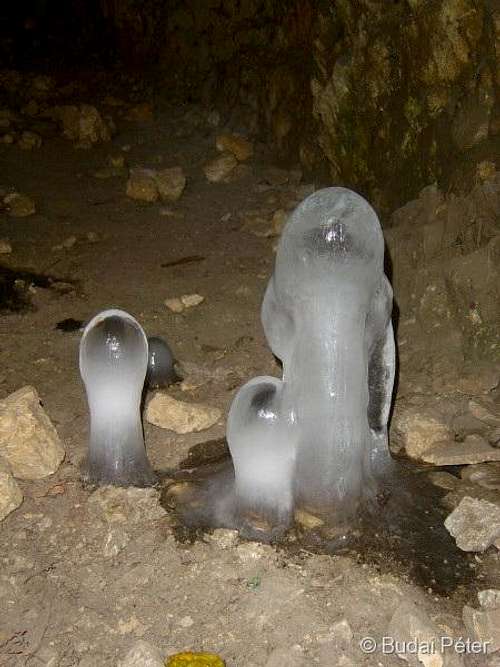 Icicle stalagmites