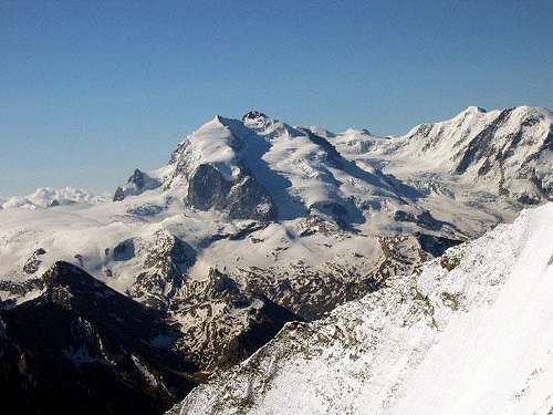 Mont-Rose (4 634 m) vu du...