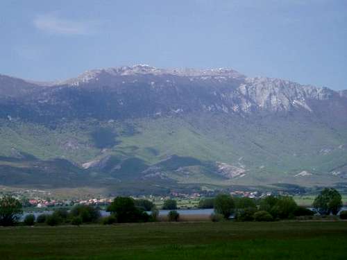 Burnjaca and Gareta peaks,...