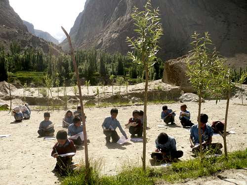 Amin Brakk Public School Students Kanday