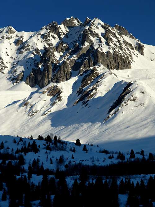 Massif de la Lauziere (2550m,South Face)