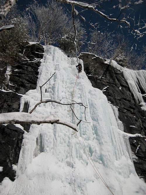 Adirondacks Ice, Chiller Pillar WI4