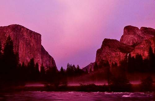 Yosemite Valley View at Sunset