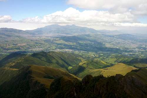 View of the Cordillera Occidental with Volcán Corazon, from Volcán Pasochoa