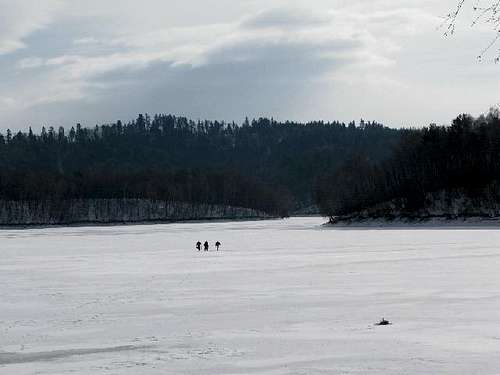 Walk on a frozen lake