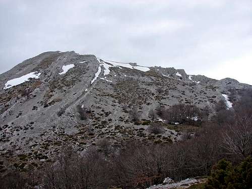 East ridge of Aratz