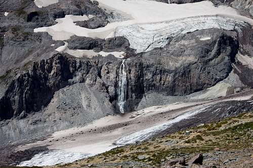 Nisqually Glacier waterfall