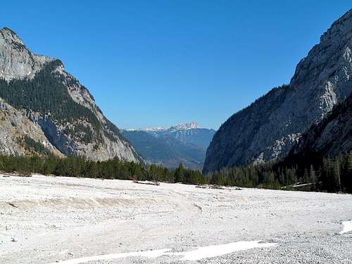 View down the Wimbach valley