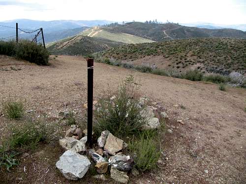 Mount Stakes Summit Marker
