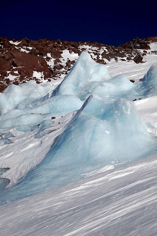 Seracs on the Bolam Glacier