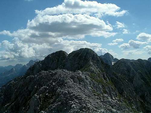 Twin summits of Veliki Karanfil