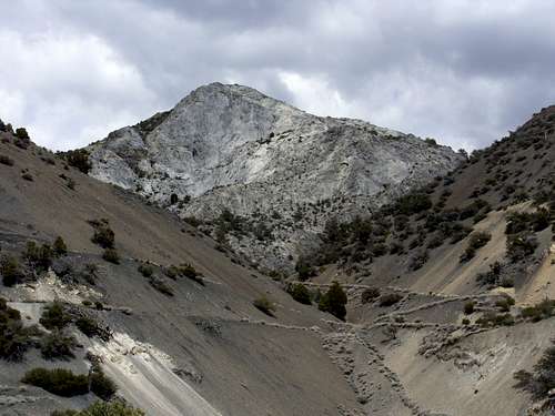 Granite cliff seen along the descent