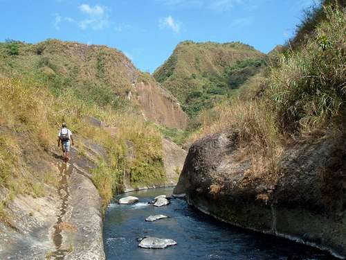 Pinatubo: Entering rough country