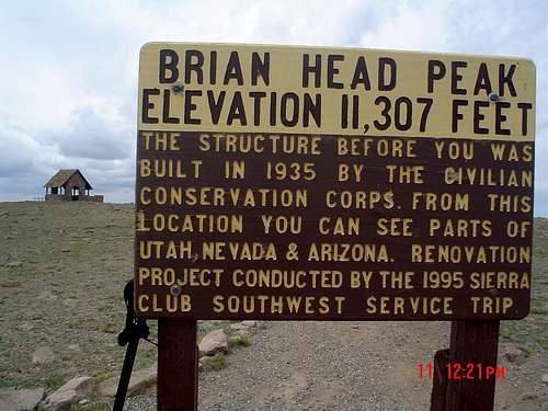 Brian Head Peak summit sign