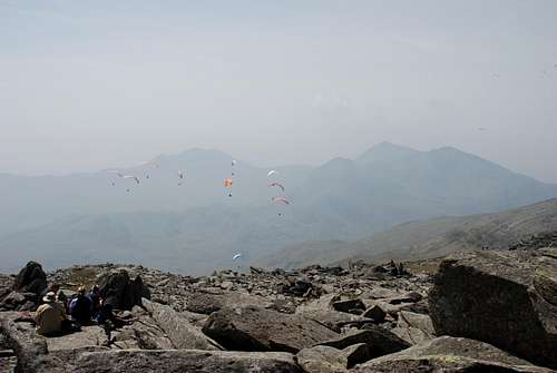 Paragliders, Snowdonia