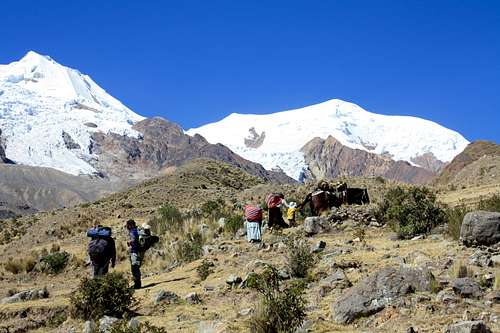 On the way to Illimani Base Camp